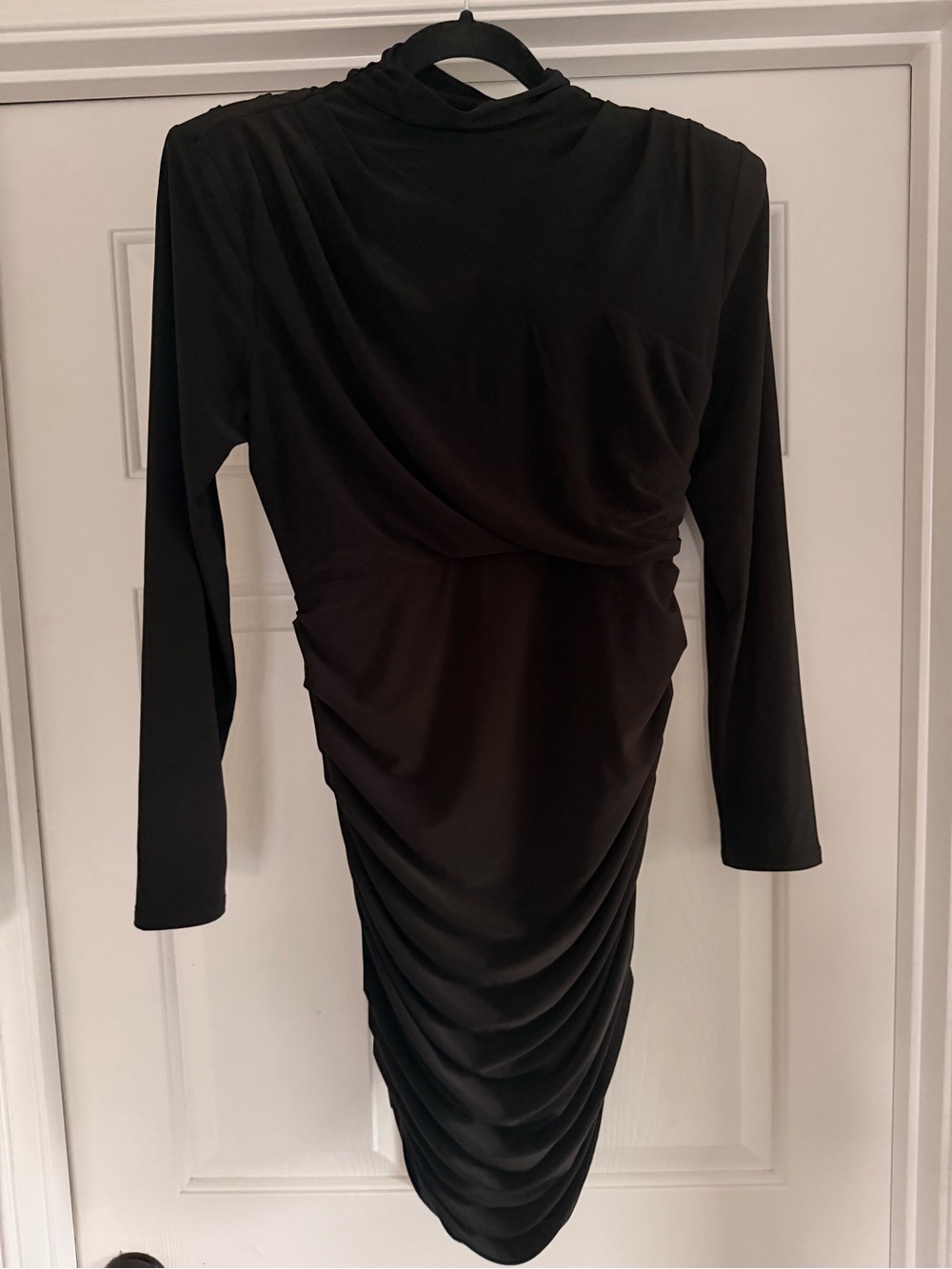 Express Black Ruched Long-Sleeve Women’s Dress w/ Diamond Cut Out In Back Sz M